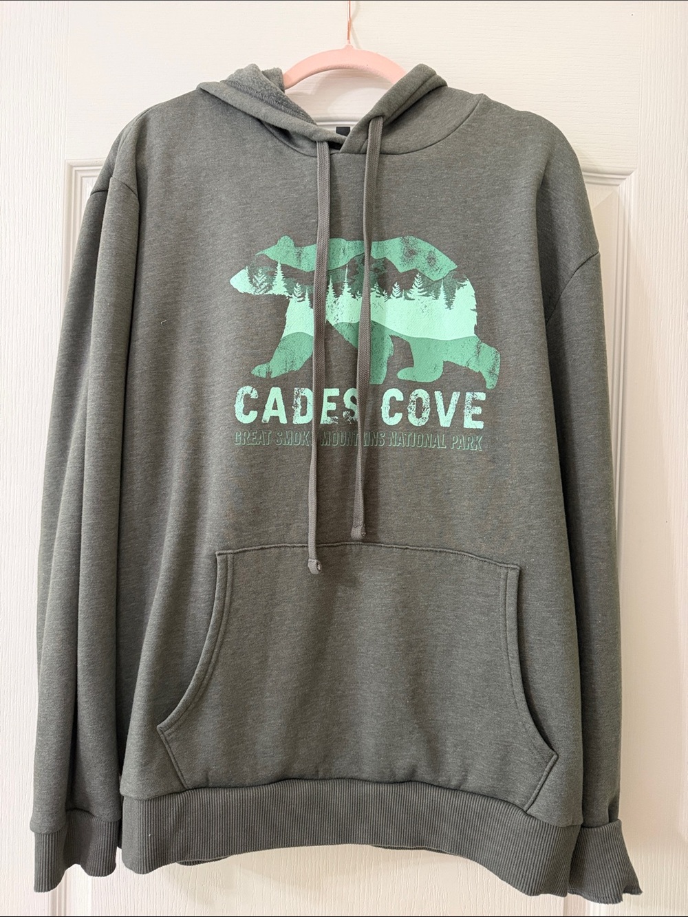 Cades Cove Olive Green Graphic Hoodie Sweatshirt - Unbranded